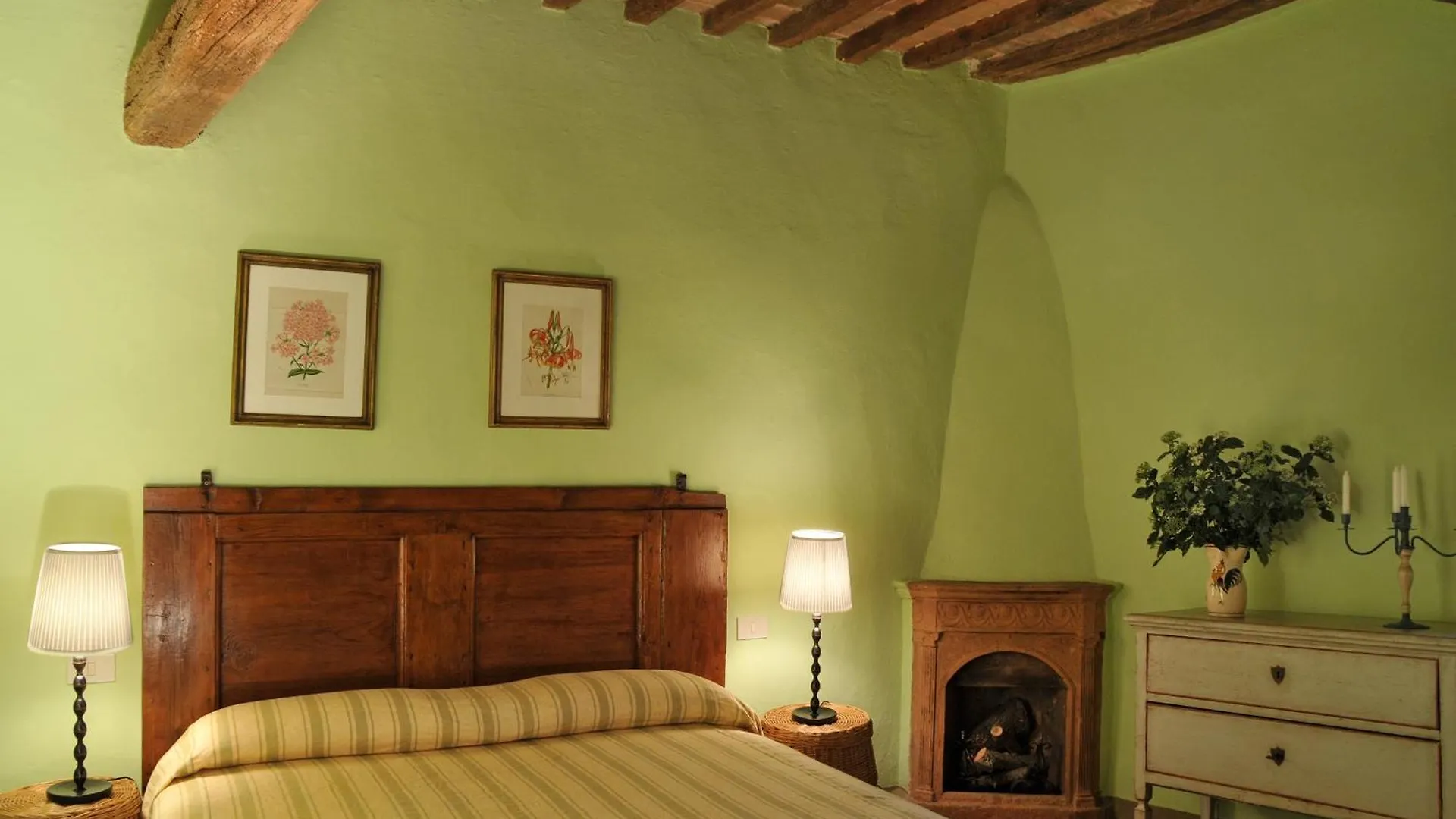 Appartamento Castello Ginori Di Querceto Querceto  0*, Querceto (Montecatini Val di Cecina) Italia