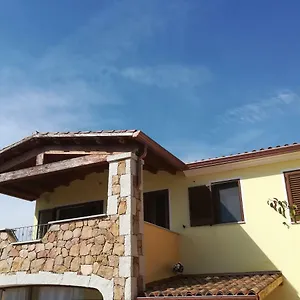 Vista Mare , La Caletta Italia